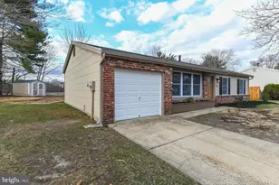 10 Ivy Ln, Sicklerville, NJ 08081 - Photo 4