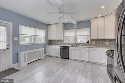 236 E Williams Avenue, Barrington, NJ 08007 - Photo 10