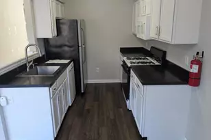 25 Millstream Rd, Pine Hill, NJ 08021 - Photo 4