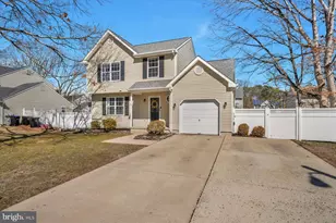 39 Country Club Rd, Pine Hill, NJ 08021 - Photo 2