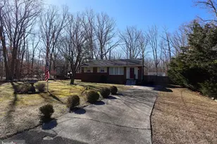 307 Edwards, Chesilhurst, NJ 08089 - Photo 2