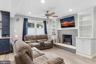 307 Hialeah Dr, Cherry Hill, NJ 08002 - Photo 4