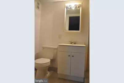 402 Sussex House #402, Cherry Hill, NJ 08034 - Photo 6