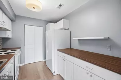 804 Timber Creek, Lindenwold, NJ 08021 - Photo 2