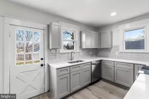 516 Huntington Ave, Gloucester Township, NJ 08029 - Photo 12