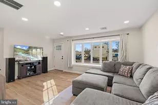 225 Pennsylvania Ave, Clementon, NJ 08021 - Photo 2