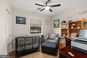 225 Pennsylvania Ave, Clementon, NJ 08021 - Photo 16