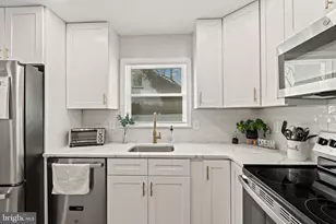 225 Pennsylvania Ave, Clementon, NJ 08021 - Photo 10