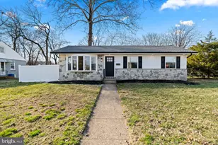 225 Pennsylvania Ave, Clementon, NJ 08021 - Photo 1