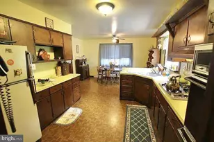 204 Cumberland Ave, Magnolia, NJ 08049 - Photo 2