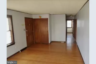 204 Cumberland Avenue, Magnolia, NJ 08049 - Photo 4