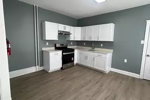 1352 Carl Miller Blvd, Camden, NJ 08104 - Photo 8