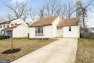 61 Oak Forest Dr, Sicklerville, NJ 08081 - Photo 1