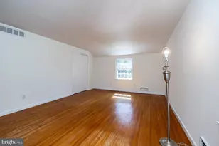 105 Deerfield Dr, Cherry Hill, NJ 08034 - Photo 22