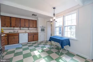 105 Deerfield Dr, Cherry Hill, NJ 08034 - Photo 18