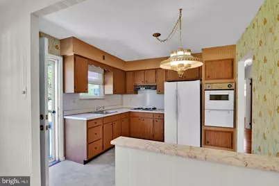 131 Middlesex Avenue, Voorhees, NJ 08043 - Photo 12