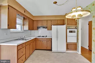 131 Middlesex Ave, Voorhees, NJ 08043 - Photo 14