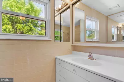 131 Middlesex Avenue, Voorhees, NJ 08043 - Photo 28