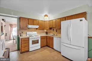 42 Old Orchard Dr, Sicklerville, NJ 08081 - Photo 14