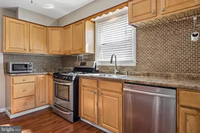 463 Colonial Road, Bellmawr, NJ 08031 - Photo 8