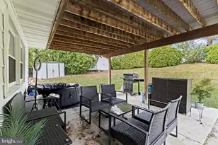 111 E Hemmings Way, Lawnside, NJ 08045 - Photo 28