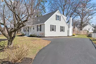 300 W Holly Ave, Oaklyn, NJ 08107 - Photo 4