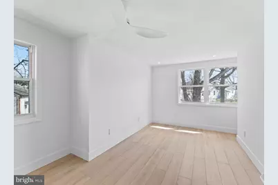 300 W Holly Avenue, Oaklyn, NJ 08107 - Photo 22