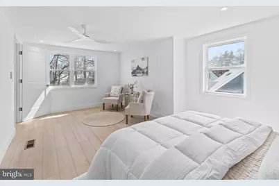 300 W Holly Avenue, Oaklyn, NJ 08107 - Photo 26