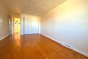 819 Creek Rd, Bellmawr, NJ 08031 - Photo 8