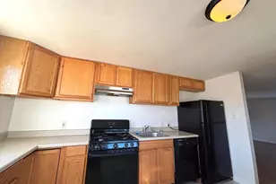 819 Creek Rd, Bellmawr, NJ 08031 - Photo 2