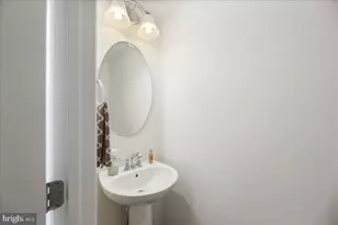 56 Village Green Ln, Sicklerville, NJ 08081 - Photo 20