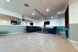 35 Springdale Dr, Gloucester City, NJ 08030 - Photo 32