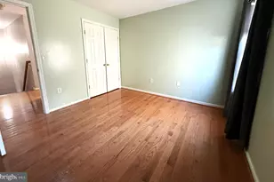 35 Springdale Dr, Gloucester City, NJ 08030 - Photo 14