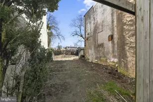 136 N 25th St, Camden, NJ 08105 - Photo 6