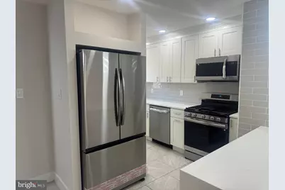 402 La Cascata Tnhs, Clementon, NJ 08021 - Photo 2