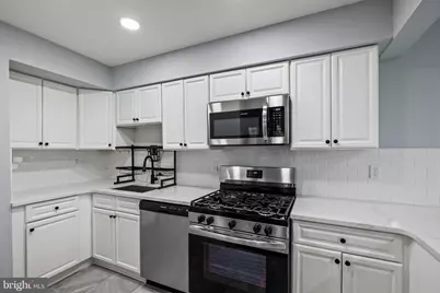 26 Knoll Drive, Gloucester Township, NJ 08012 - Photo 10