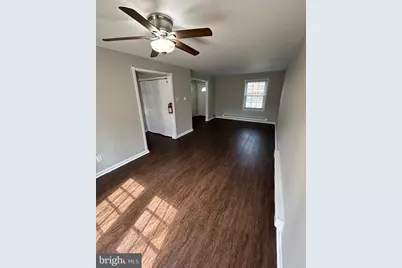 508 W Loch Lomond Drive, Sicklerville, NJ 08081 - Photo 4