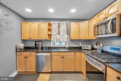 20 W Laurel Road, Stratford, NJ 08084 - Photo 10