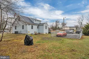 20 W Laurel Rd, Stratford, NJ 08084 - Photo 24