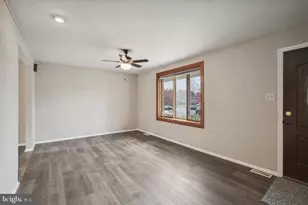 24 Mary Ellen Ln, Sicklerville, NJ 08081 - Photo 12