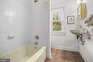 239 Woodland Ave, Gloucester Township, NJ 08012 - Photo 20