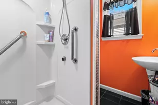 132 Hickman Ave, Gloucester City, NJ 08030 - Photo 24