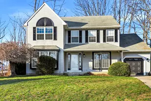 17 Carroll Ct, Sicklerville, NJ 08081 - Photo 1