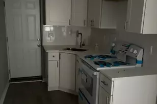 264 Boyd St, Camden, NJ 08105 - Photo 2