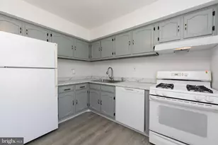 108 Chelsea Cir, Clementon, NJ 08021 - Photo 14