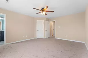 124 Village Green Ln, Sicklerville, NJ 08081 - Photo 16