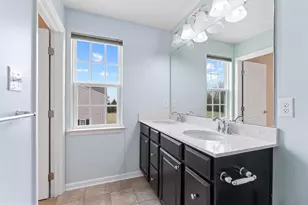 124 Village Green Ln, Sicklerville, NJ 08081 - Photo 18