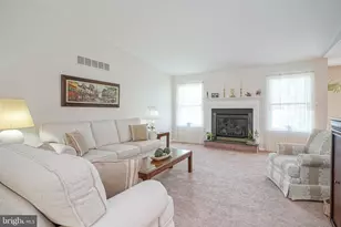 19 Joanne Dr, Sicklerville, NJ 08081 - Photo 4