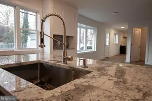 321 Iris Rd, Cherry Hill, NJ 08003 - Photo 6