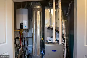 321 Iris Rd, Cherry Hill, NJ 08003 - Photo 20